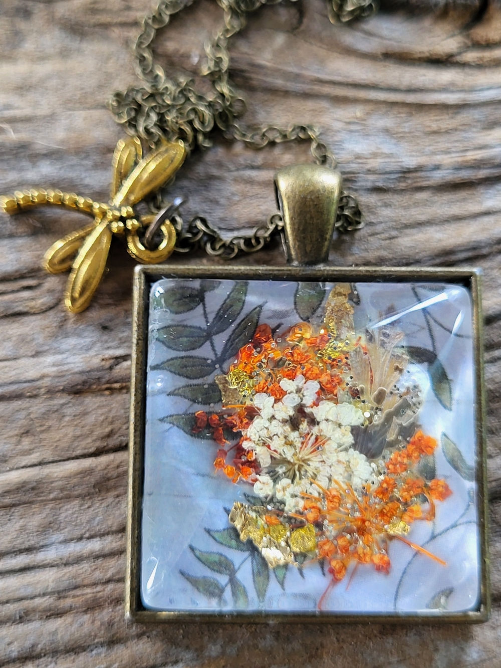 Vintage-Inspired Orange Floral Embedded Under Glass Cabachon Pendant Necklace